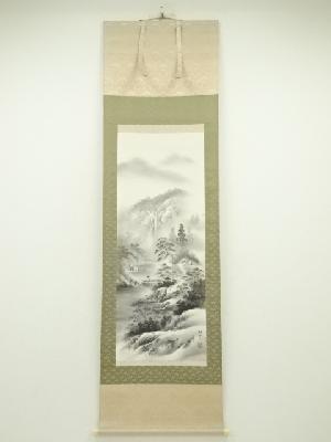 彩雲筆　水墨山水　肉筆絹本掛軸（共箱）